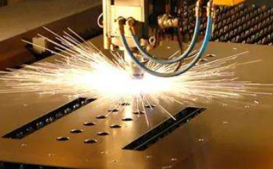 鈑金加工廠家為何習(xí)慣激光切割？